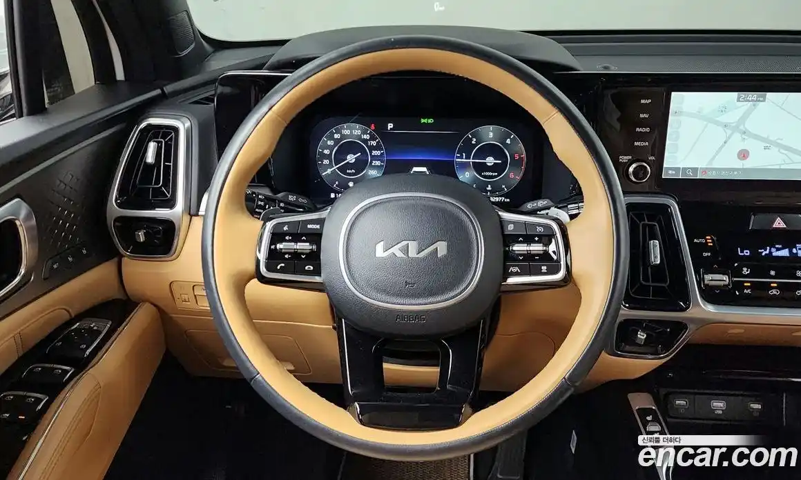 Kia Sorento 2023 2.2 автомат (гидро), фото 18