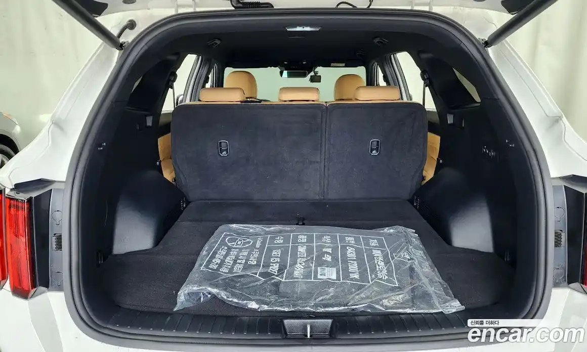 Kia Sorento 2023 2.2 автомат (гидро), фото 25