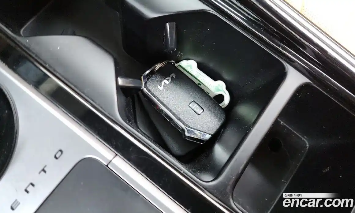 Kia Sorento 2023 2.2 автомат (гидро), фото 31