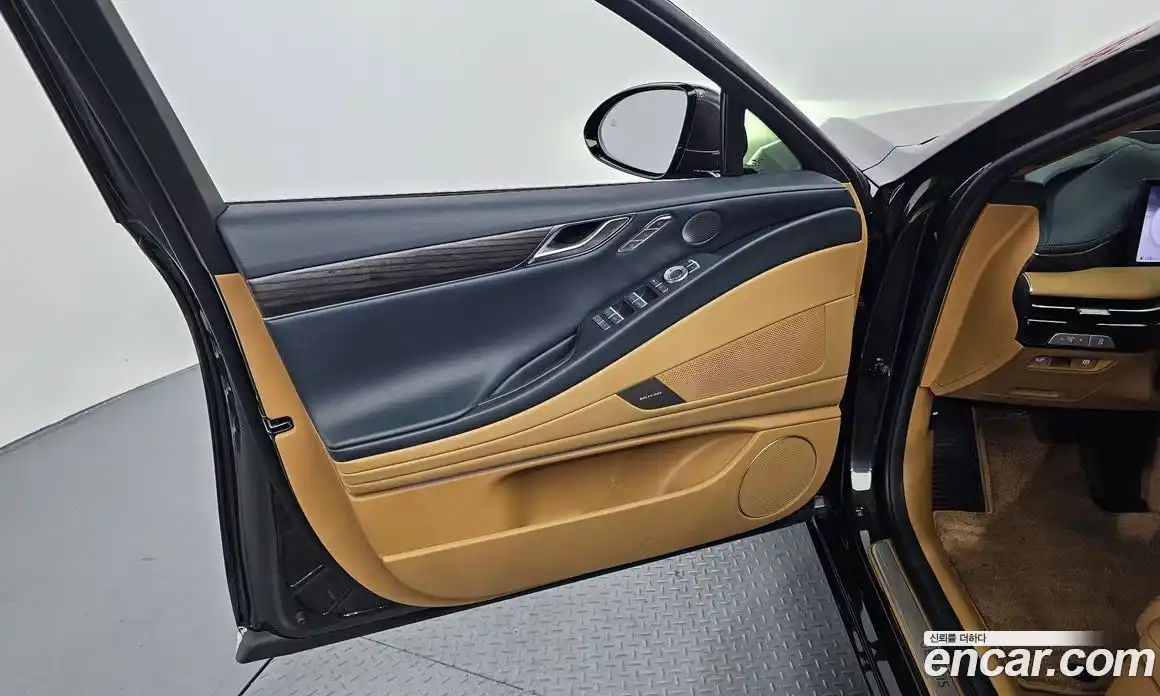 Genesis G80 2025 2.5 автомат (гидро), фото 14