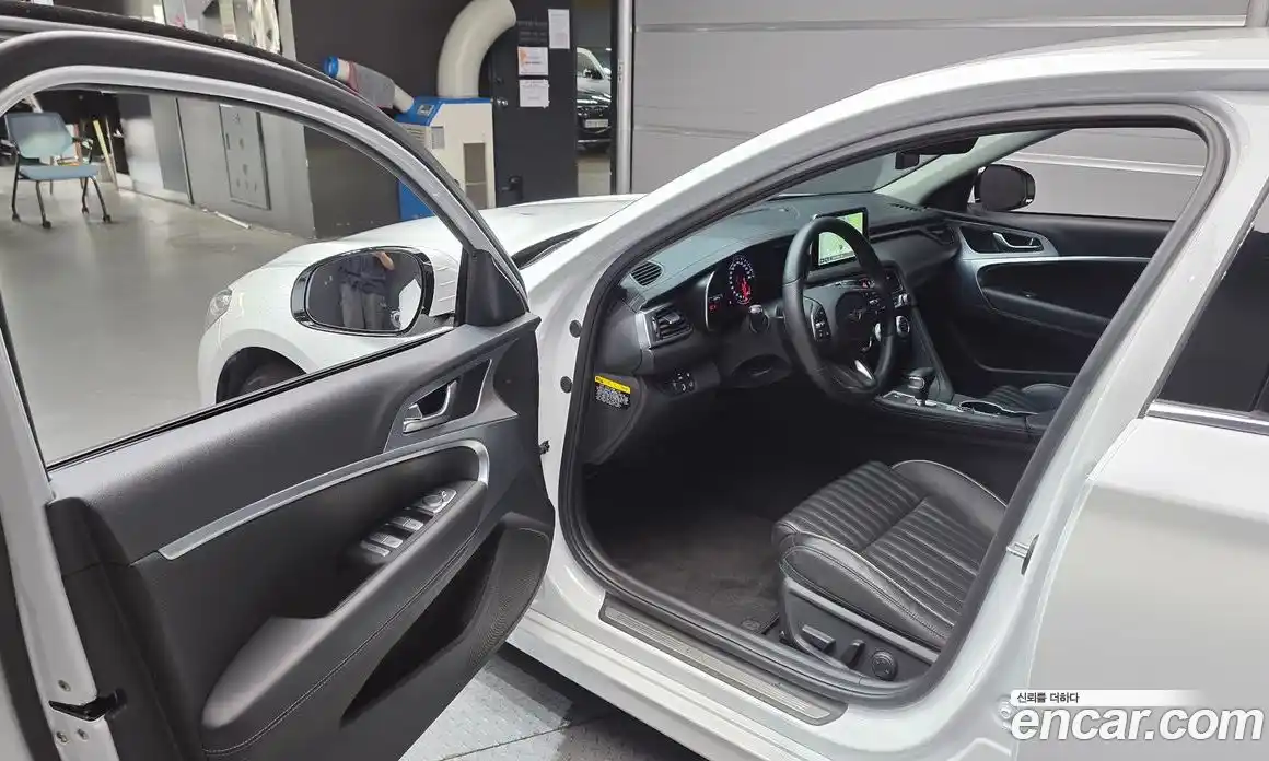 Genesis G70 2020 2.0 автомат (гидро), фото 13