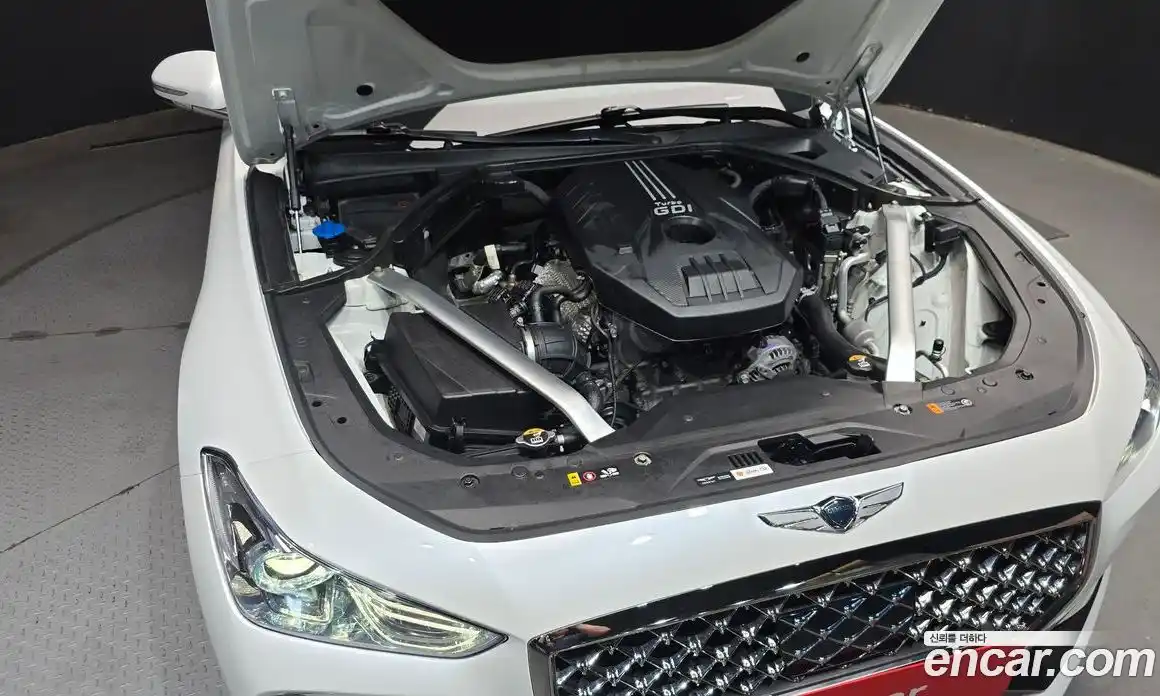 Genesis G70 2020 2.0 автомат (гидро), фото 6