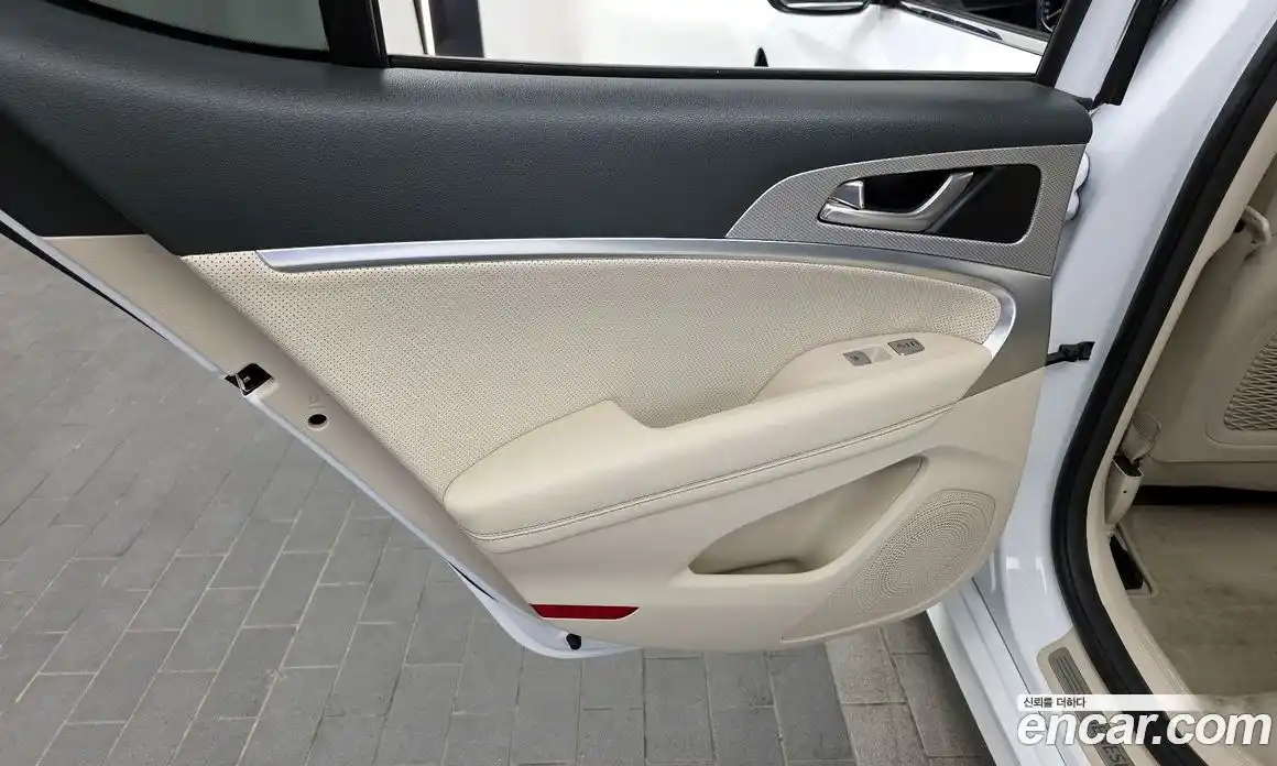 Genesis G70 2021 2.0 автомат (гидро), фото 15