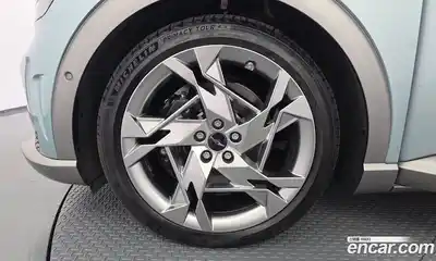 Genesis GV60 2022 0.1 автомат (гидро), миниатюра 5