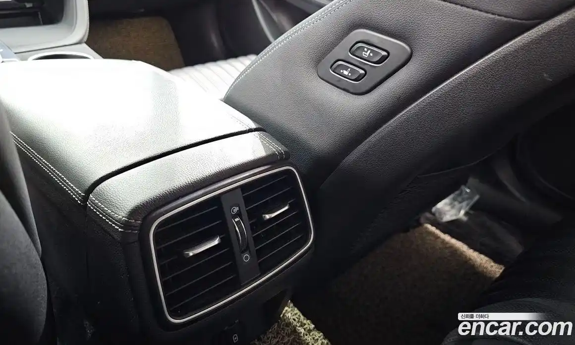 Genesis G70 2019 2.0 автомат (гидро), фото 30