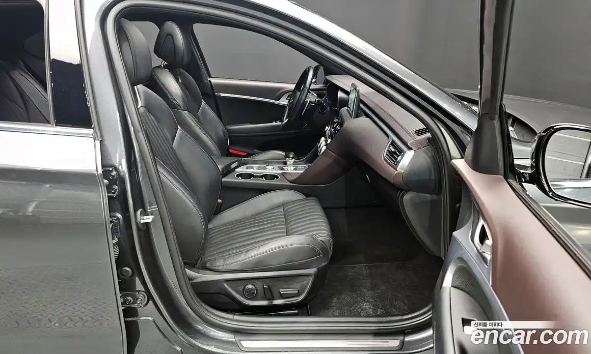Genesis G70 2018 2.0 автомат (гидро), фото 16