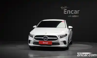 Mercedes-Benz A-Class 2021 2.0 гидро, миниатюра 3