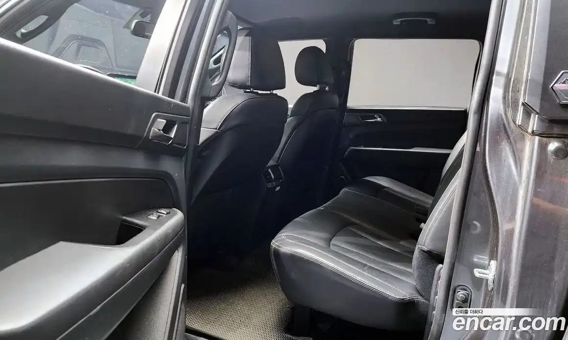 SsangYong Rexton 2023 2.2 автомат (гидро), фото 12