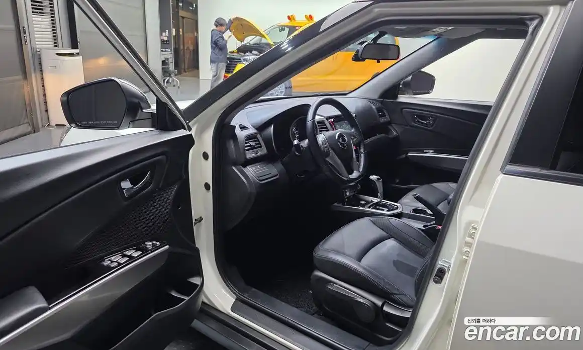 SsangYong TIBOLI 2015 1.6 автомат (гидро), фото 13
