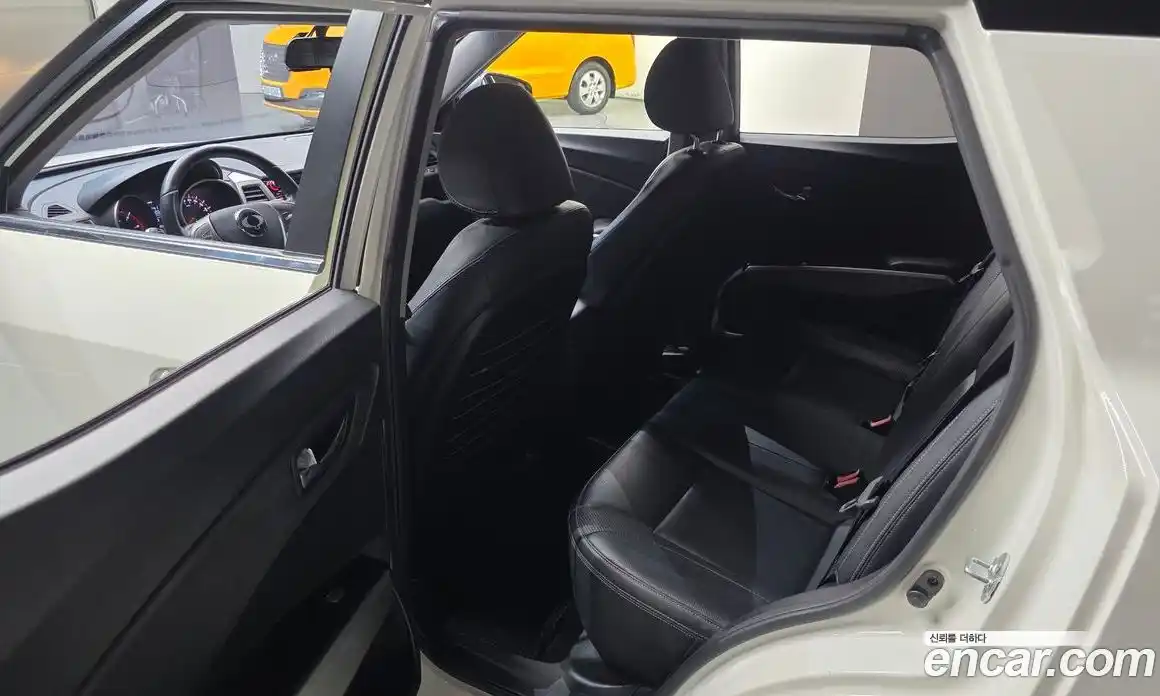 SsangYong TIBOLI 2015 1.6 автомат (гидро), фото 17