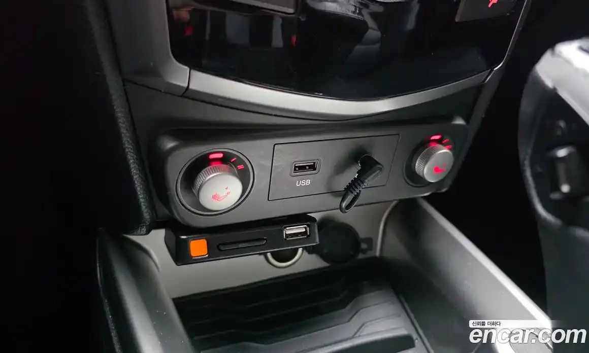 SsangYong TIBOLI 2015 1.6 автомат (гидро), фото 24