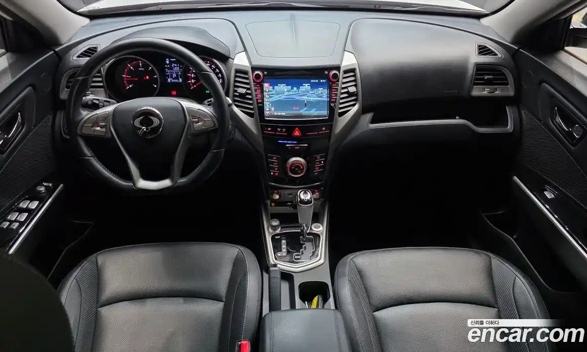 SsangYong TIBOLI 2015 1.6 автомат (гидро), фото 10