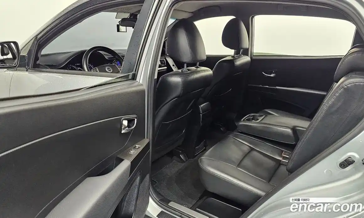 SsangYong Korando 2013 2.0 автомат (гидро), фото 11