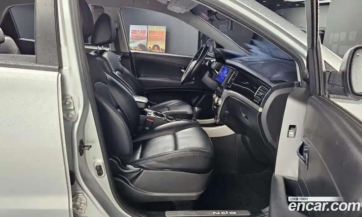 SsangYong Korando 2013 2.0 автомат (гидро), фото 12