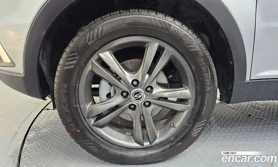 SsangYong Korando 2013 2.0 автомат (гидро), фото 5