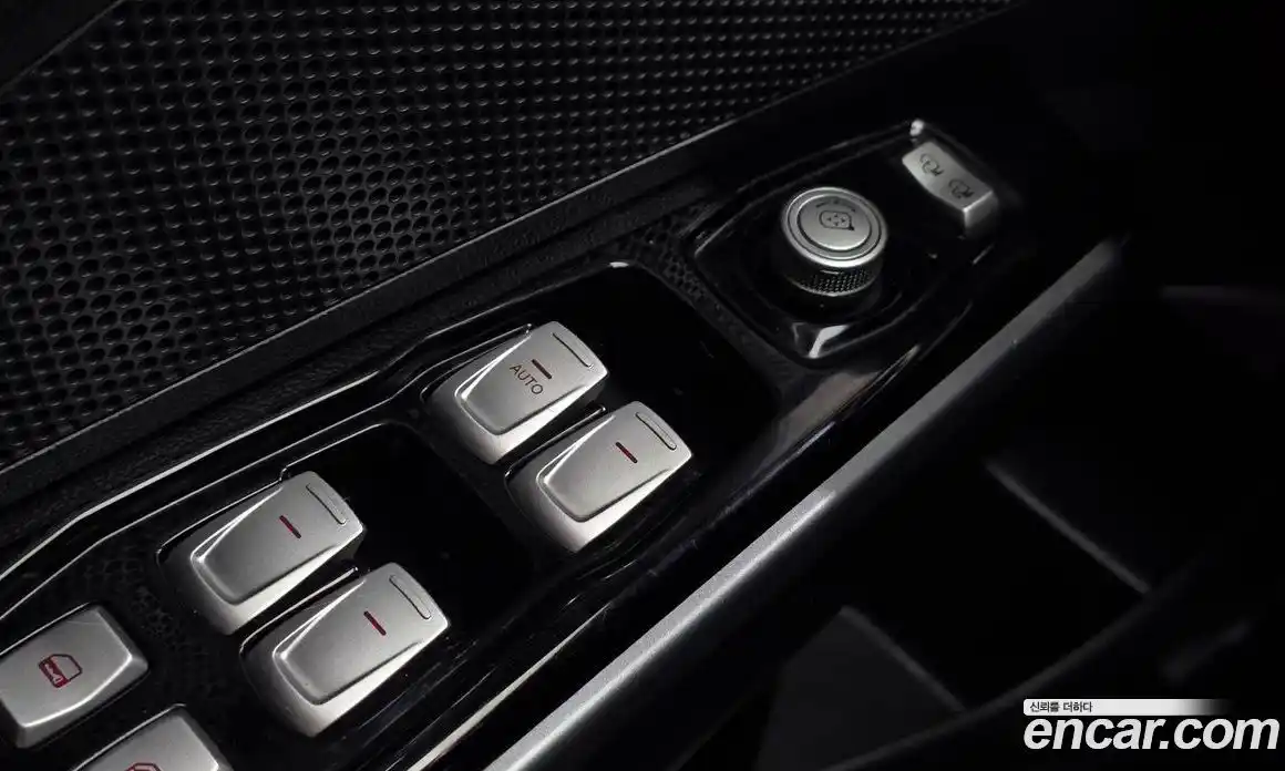 SsangYong TIBOLI 2018 1.6 автомат (гидро), фото 31