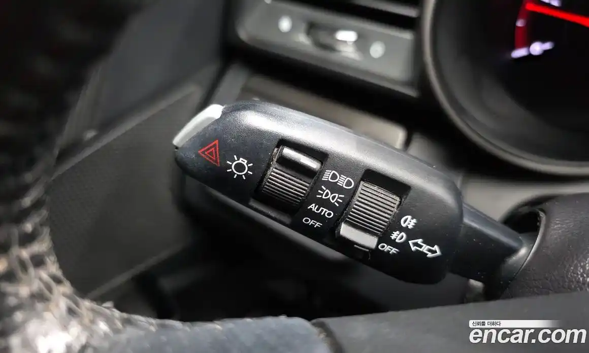 SsangYong TIBOLI 2018 1.6 автомат (гидро), фото 33