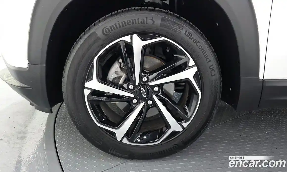 Chevrolet TrailBlazer 2023 1.3 автомат (гидро), фото 5
