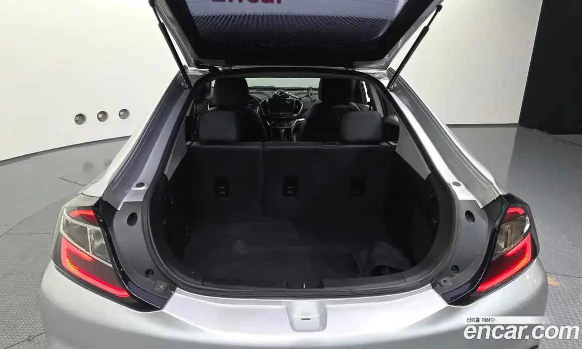 Chevrolet Volt 2018 1.5 автомат (гидро), фото 26