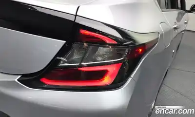 Chevrolet Volt 2018 1.5 автомат (гидро), миниатюра 9
