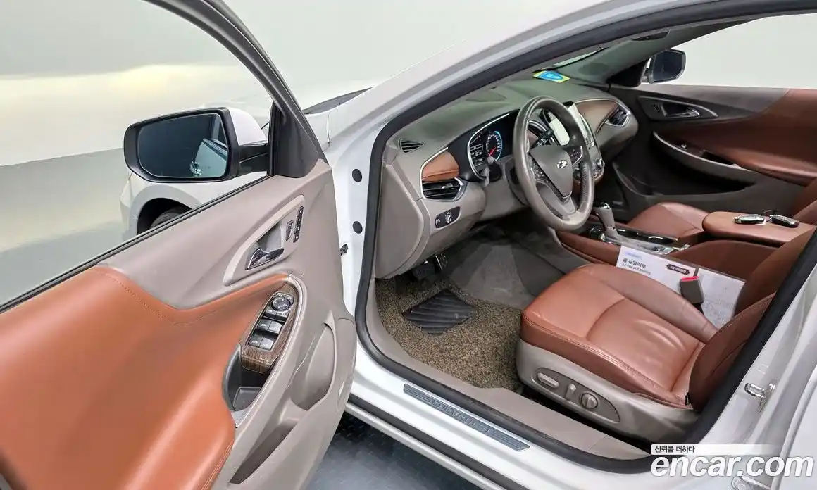 Chevrolet Malibu 2016 2.0 автомат (гидро), фото 13