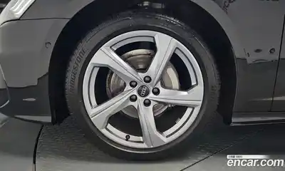Audi A6 2025 2.0 автомат (гидро), миниатюра 4