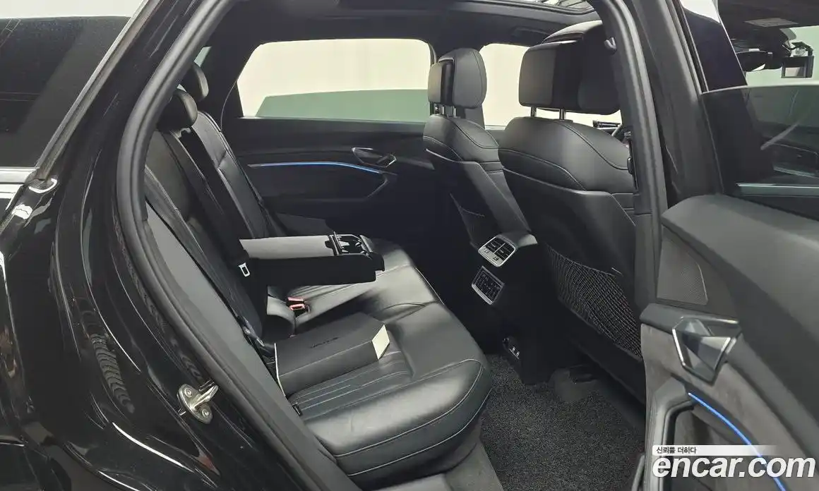 Audi e-tron 2020 0.2 автомат (гидро), фото 11