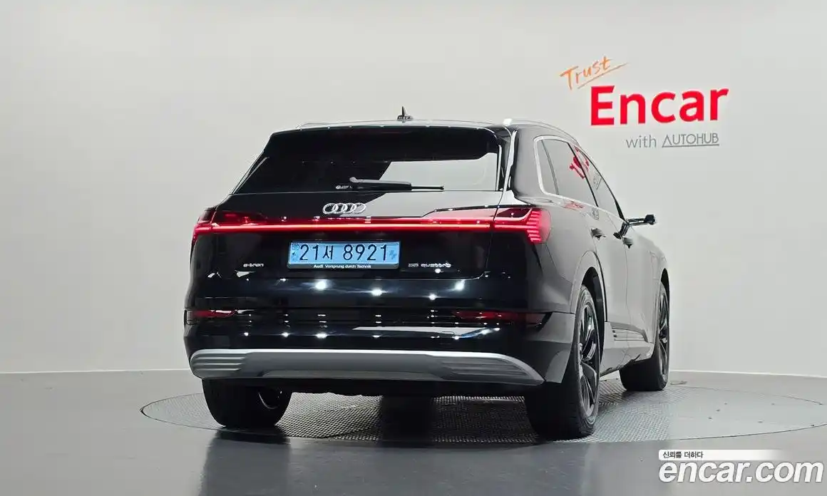 Audi e-tron 2020 0.2 автомат (гидро), фото 4