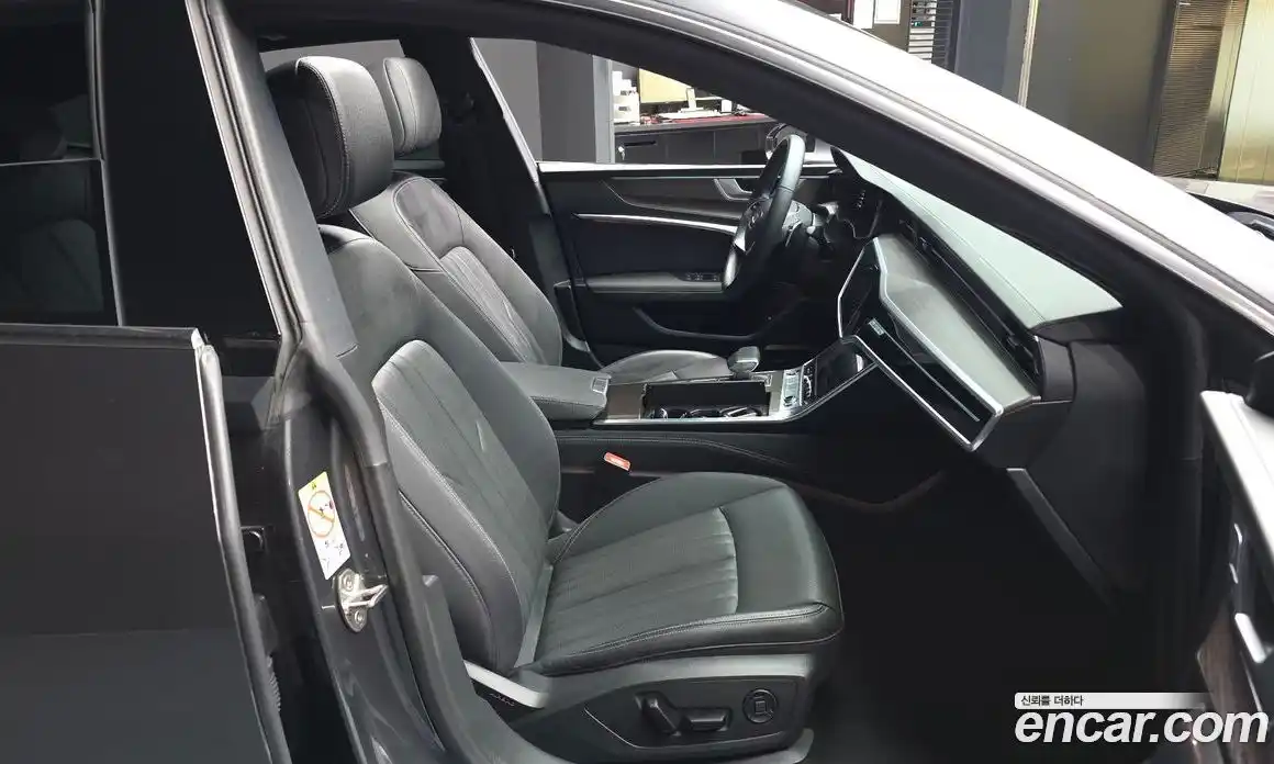 Audi A7 2022 3.0 автомат (гидро), фото 17