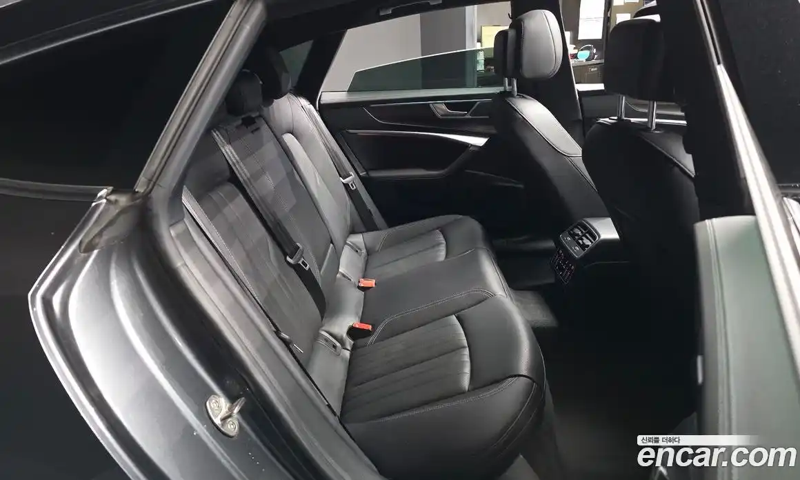 Audi A7 2022 3.0 автомат (гидро), фото 18