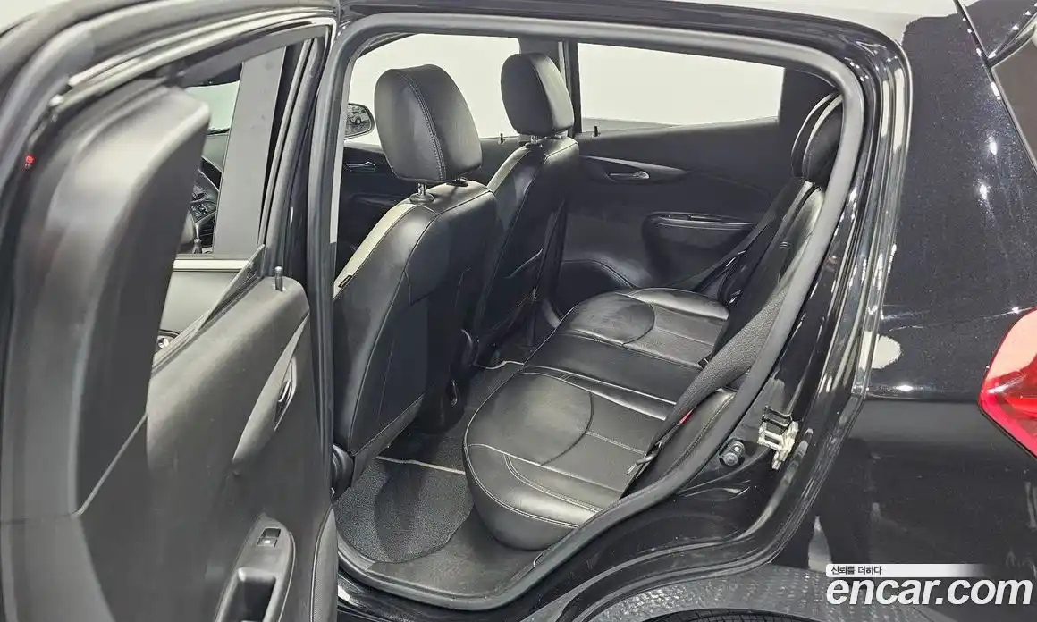 Chevrolet Spark 2018 1.0 автомат (гидро), фото 12