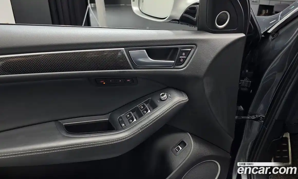 Audi SQ5 2015 3.0 автомат (гидро), фото 27