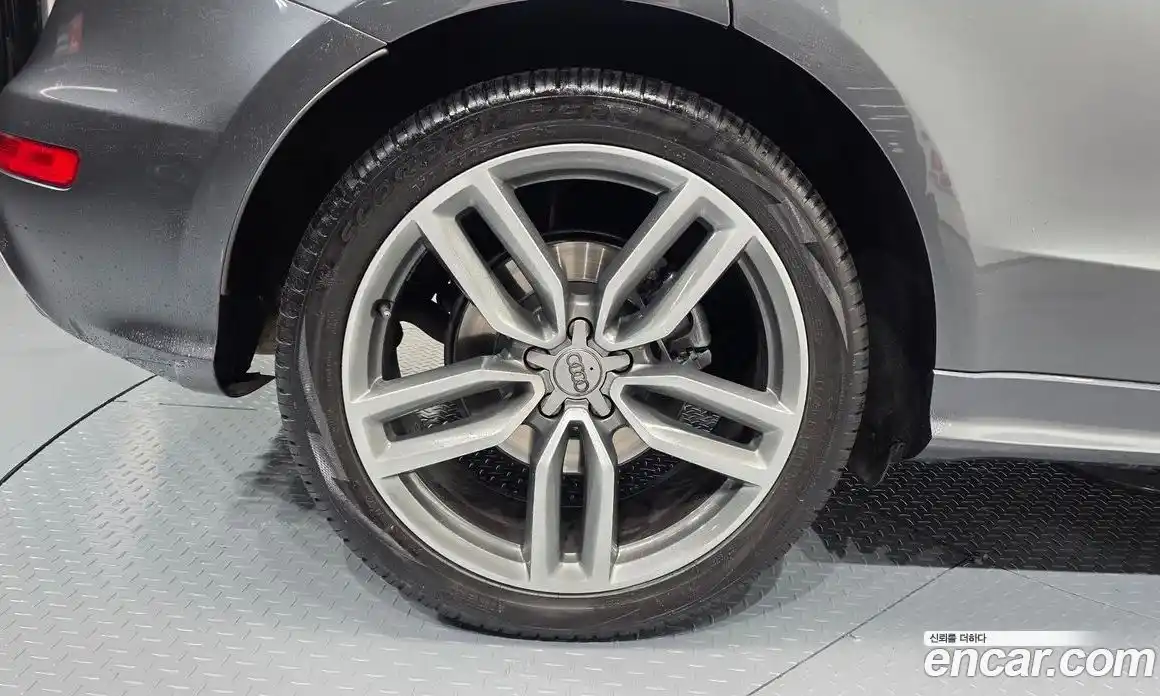 Audi SQ5 2015 3.0 автомат (гидро), фото 4