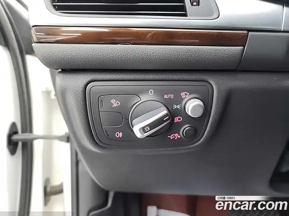 Audi A6 2013 2.0 автомат (гидро), фото 18