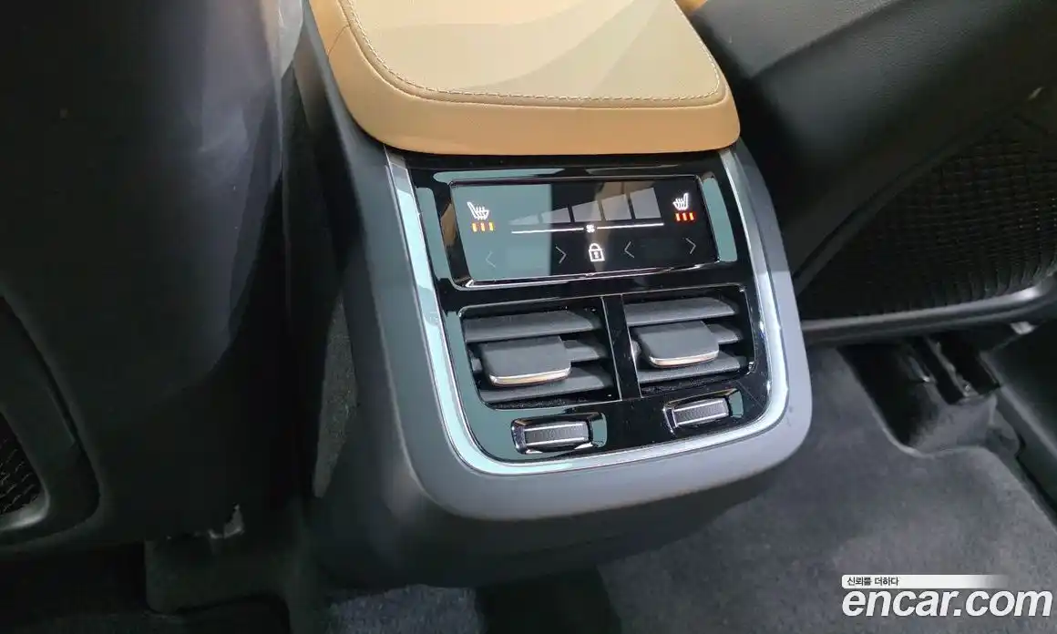 Volvo XC90 2022 2.0 автомат (гидро), фото 18