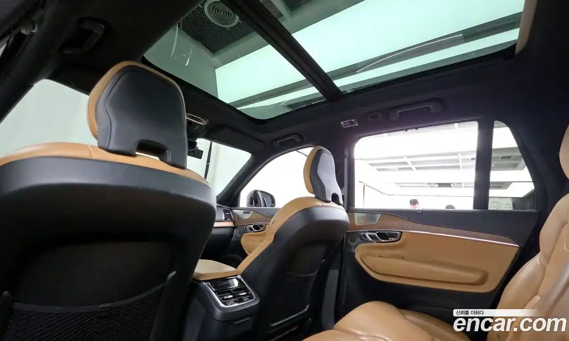 Volvo XC90 2019 2.0 автомат (гидро), фото 24