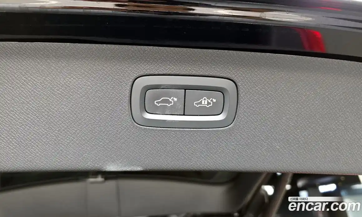 Volvo XC90 2019 2.0 автомат (гидро), фото 32