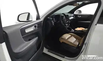 Volvo XC40 2021 2.0 автомат (гидро), миниатюра 12