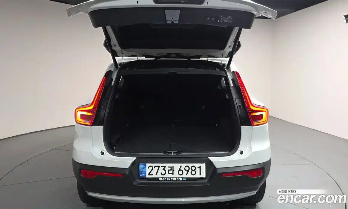 Volvo XC40 2021 2.0 автомат (гидро), фото 25