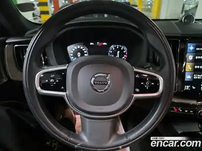 Volvo XC60 2020 2.0 автомат (гидро), миниатюра 5
