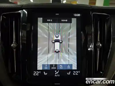 Volvo XC60 2020 2.0 автомат (гидро), миниатюра 10