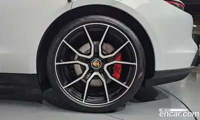 Porsche Taycan 2023 0.1 автомат (гидро), миниатюра 6