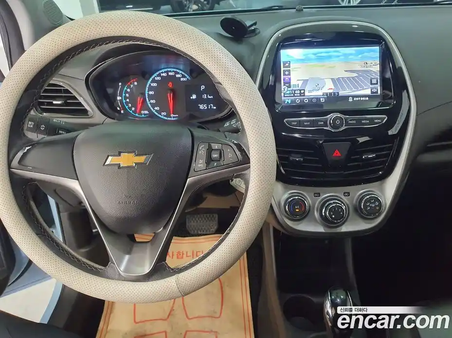 Chevrolet Spark 2015 1.0 автомат (гидро), фото 16