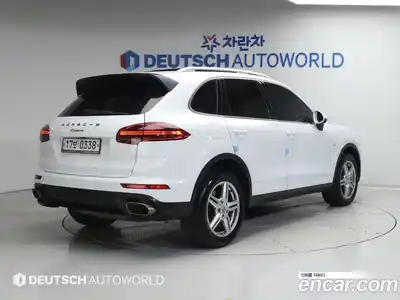 Porsche Cayenne 2016 3.0 автомат (гидро), миниатюра 2