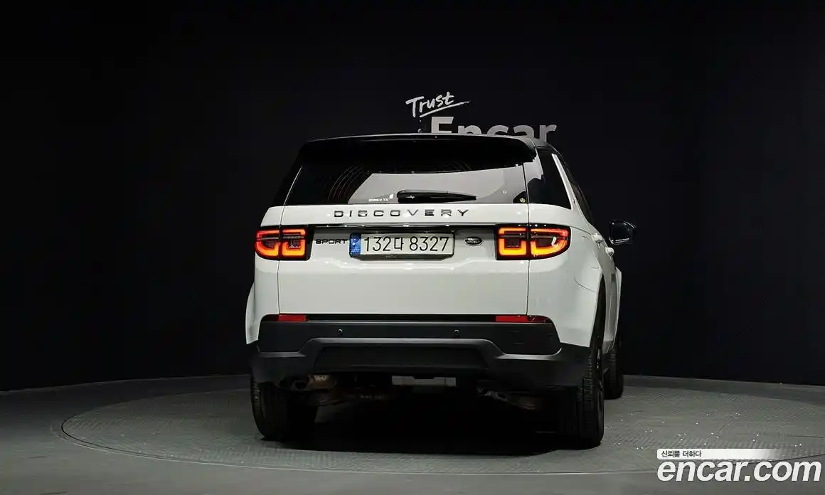 Land Rover Discovery Sport 2021 2.0 автомат (гидро), фото 4