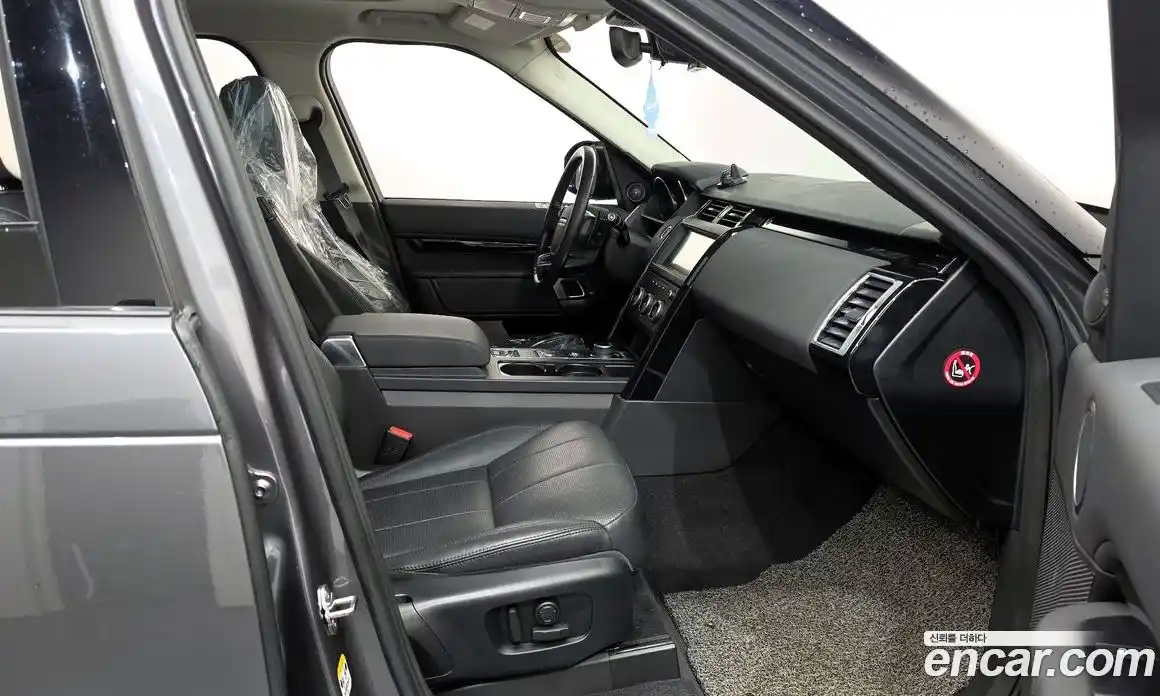 Land Rover Discovery 2019 2.0 автомат (гидро), фото 11