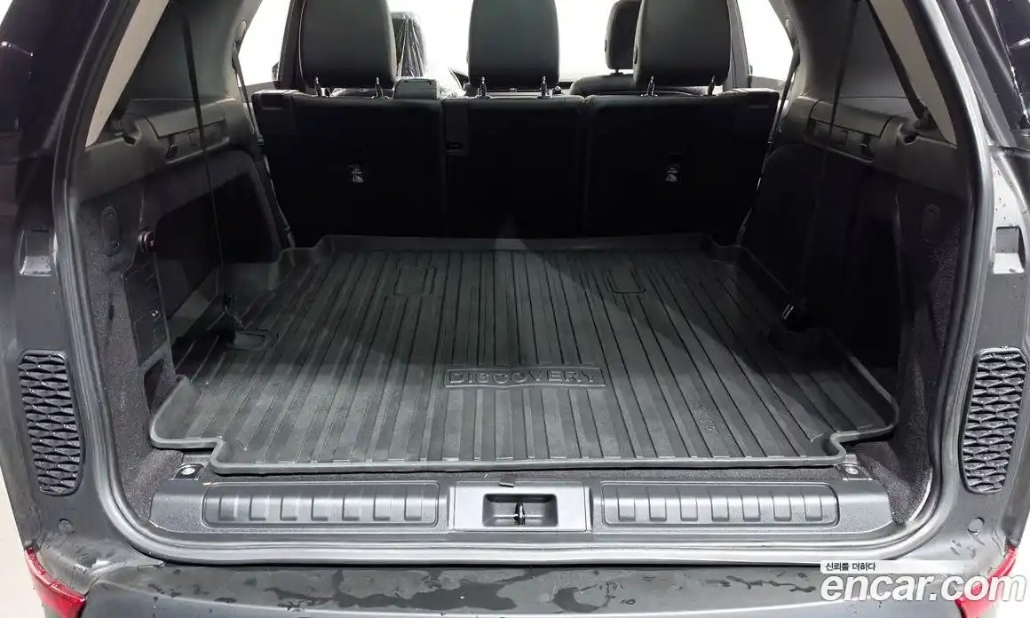 Land Rover Discovery 2019 2.0 автомат (гидро), фото 20