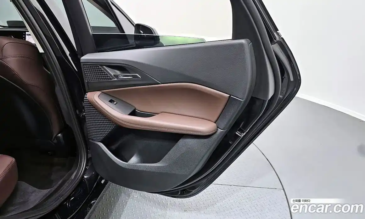 BMW 2 серия 2024 2.0 автомат (гидро), фото 15
