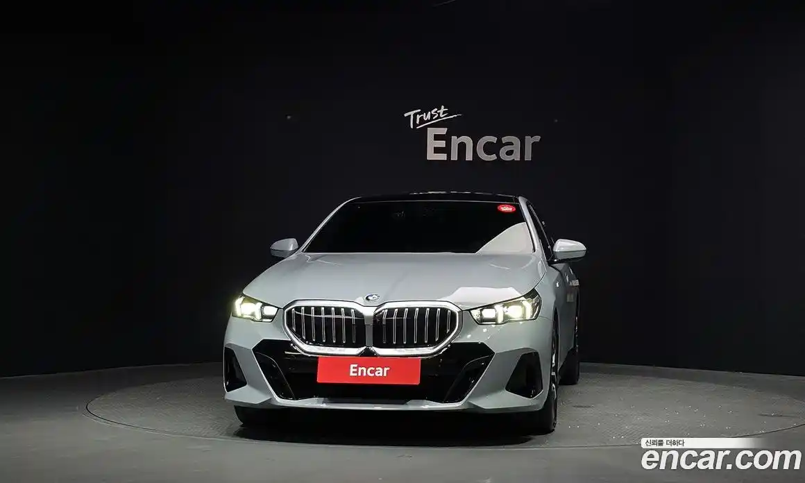 BMW 5 серия 2024 2.0 автомат (гидро), фото 3