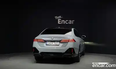 BMW 5 серия 2024 2.0 автомат (гидро), миниатюра 4